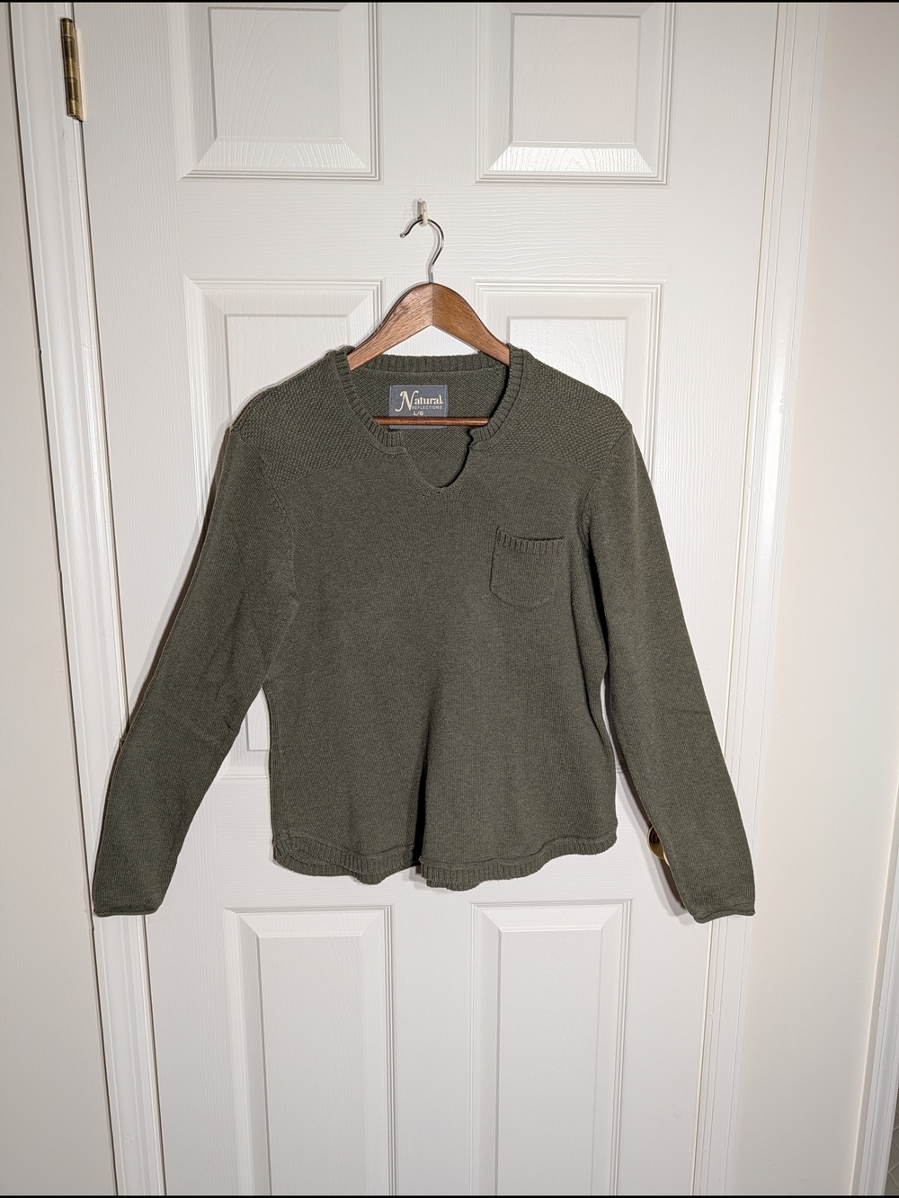 NATURAL REFLECTIONS Women's Olive  Sweater